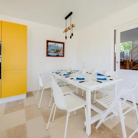 Ti Laouen - 300 M De La Holiday home Sarzeau